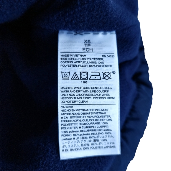 NEW! Navy Puffer Vest - Picture 4 of 5